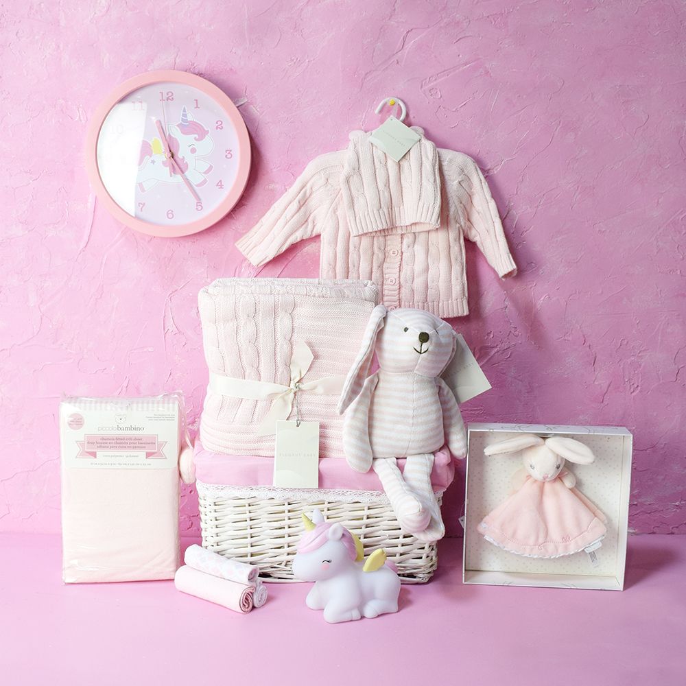 Pink Cable Knit Baby Gift Basket – how the gift is presented
